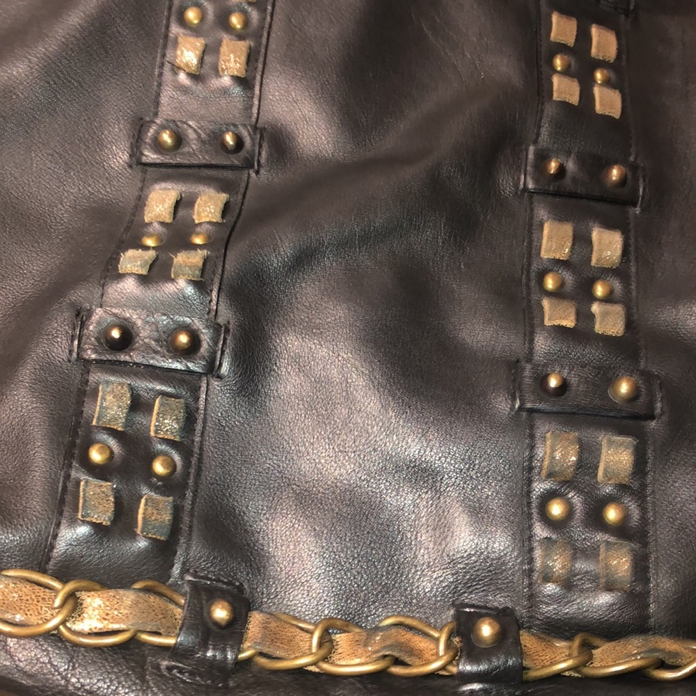 2000s Betsey Johnson Vintage Leather Purse - Picture 5 of 9